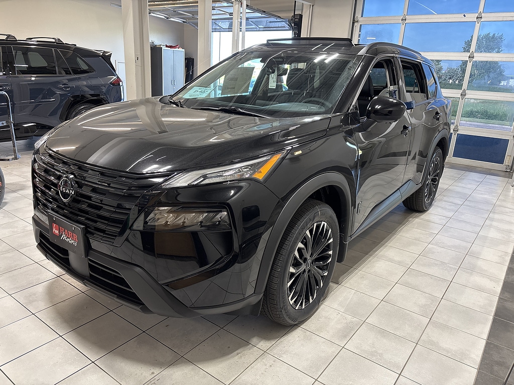 New 2026 Nissan Rogue Dark Armor? Crossover