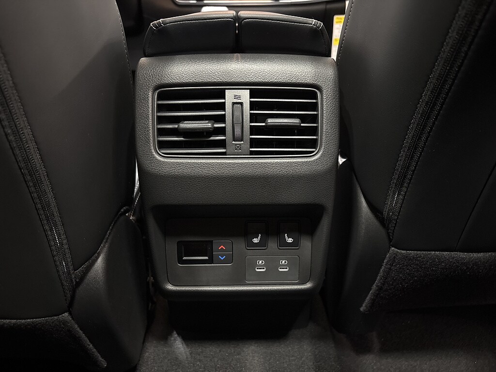 2026 Nissan Rogue Platinum - Photo 23