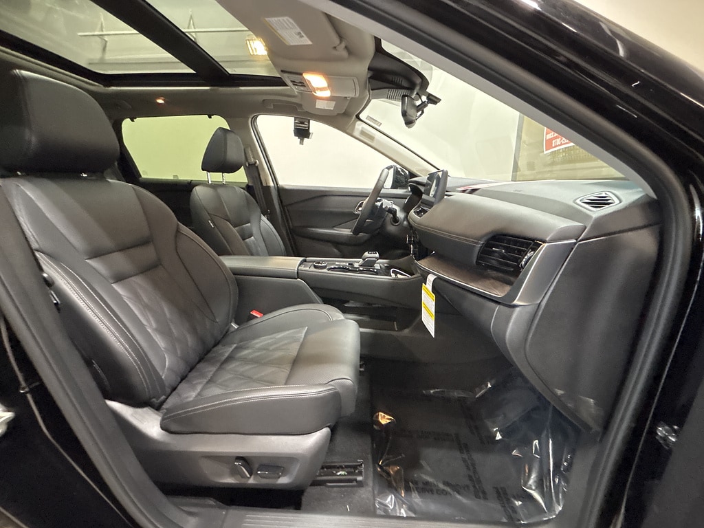 2026 Nissan Rogue Platinum - Photo 20