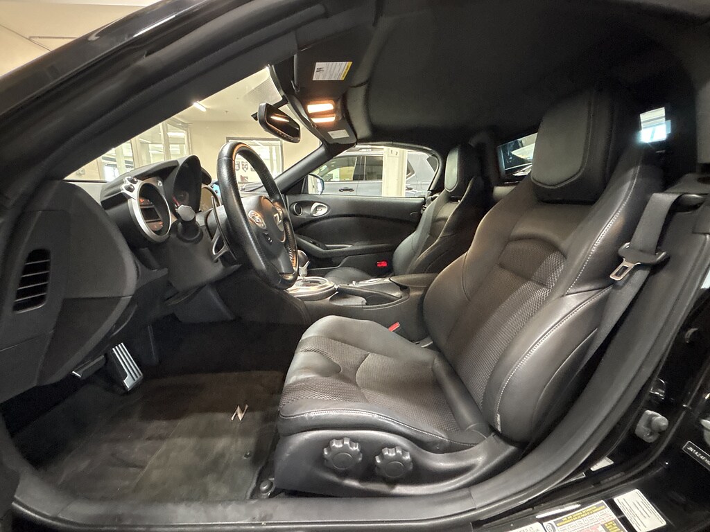 2018 Nissan 370Z Roadster Touring - Photo 18