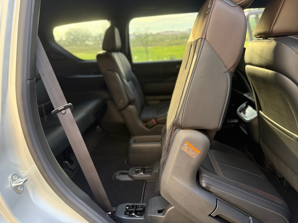 2026 Nissan Armada SL - Photo 28