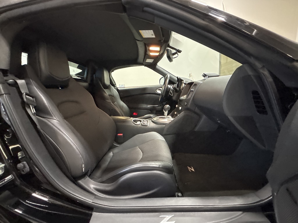 2018 Nissan 370Z Roadster Touring - Photo 19
