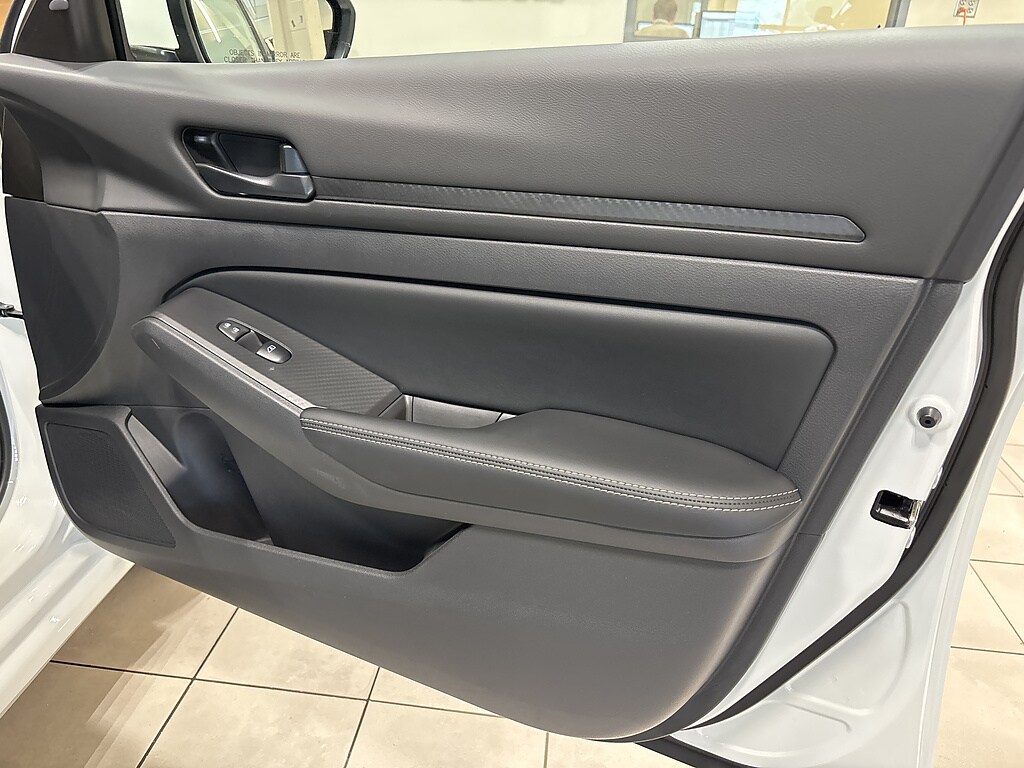 2026 Nissan Altima SV - Photo 19