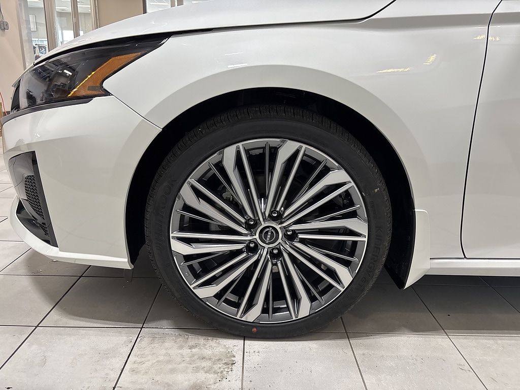 2026 Nissan Altima SV - Photo 7