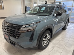 2026 Nissan Pathfinder SL SUV