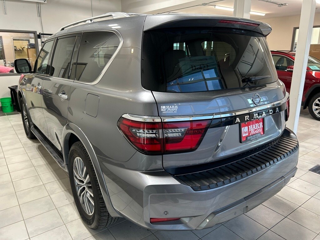 2024 Nissan Armada SL photo 2