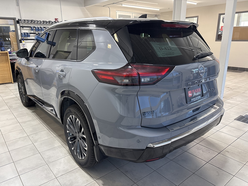 Used 2024 Nissan Rogue Platinum Sport Utility