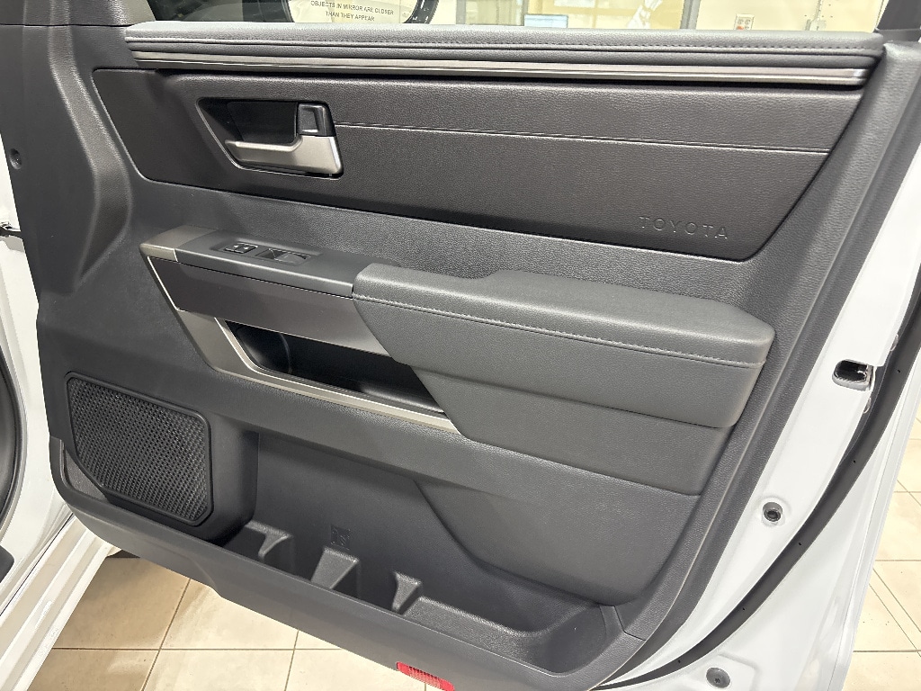 2026 Toyota Tundra SR5 - Photo 19
