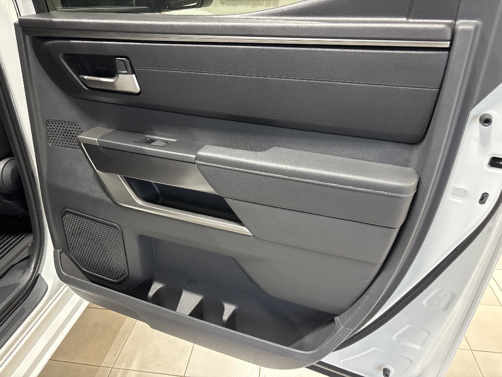 2026 Toyota Tundra SR5 - Photo 21