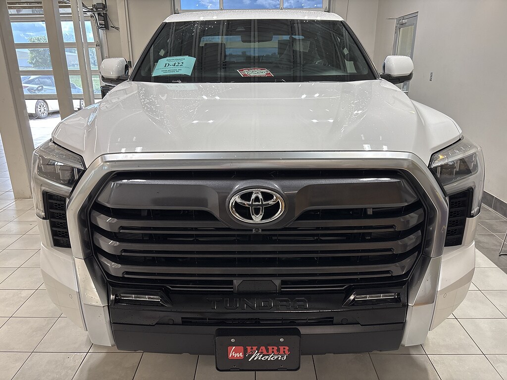 2026 Toyota Tundra Limited - Photo 6