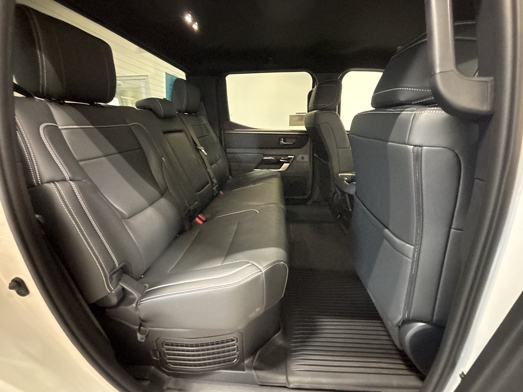 2026 Toyota Tundra Limited - Photo 20