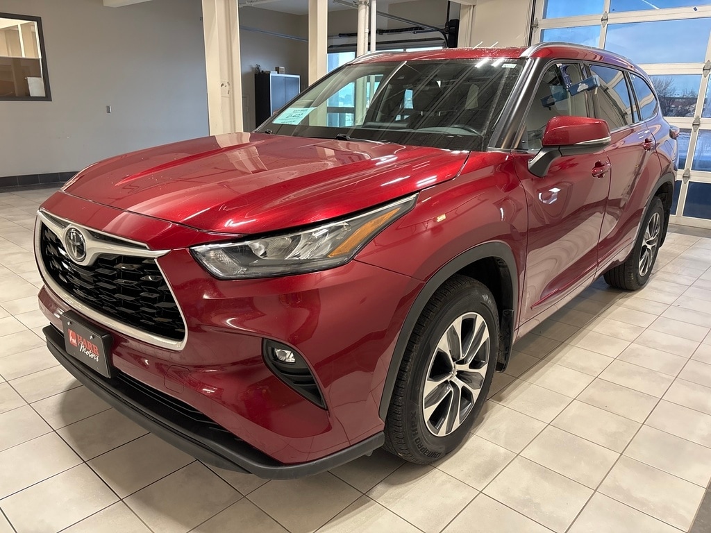 2020 Toyota Highlander XLE's photo