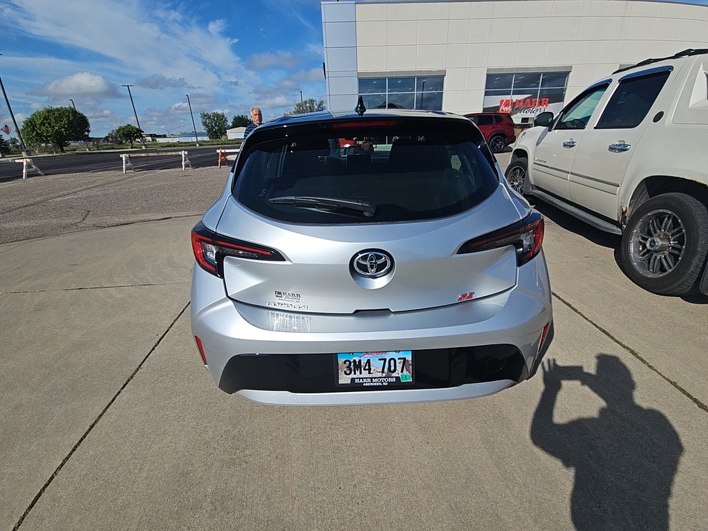 Used 2023 Toyota Corolla Hatchback SE Car
