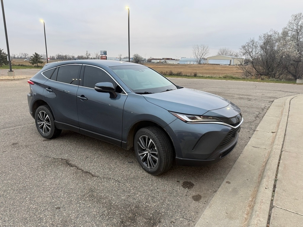 Used 2023 Toyota Venza LE