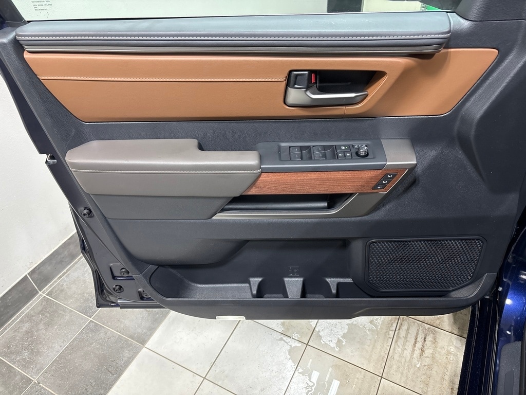 2026 Toyota Tundra 1794 Edition - Photo 17