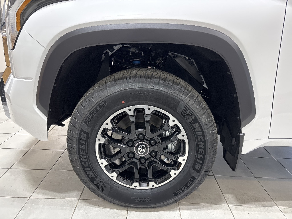 2026 Toyota Tundra SR5 - Photo 7