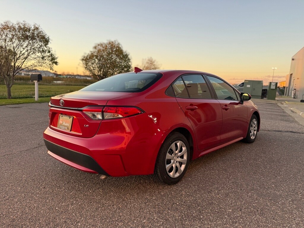 2020 Toyota Corolla LE photo 4