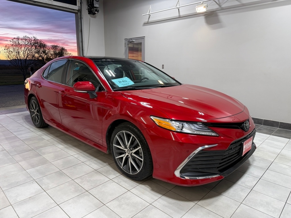 2023 Toyota Camry XLE photo 4