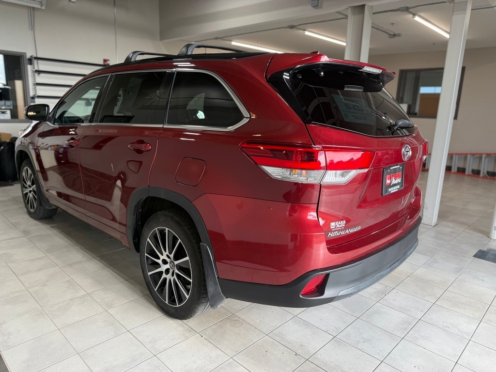 2018 Toyota Highlander SE photo 3