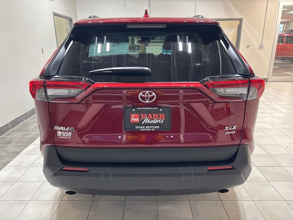 2025 Toyota RAV4 XLE Premium photo 3