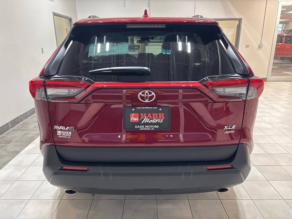 2025 Toyota RAV4 XLE Premium photo 3