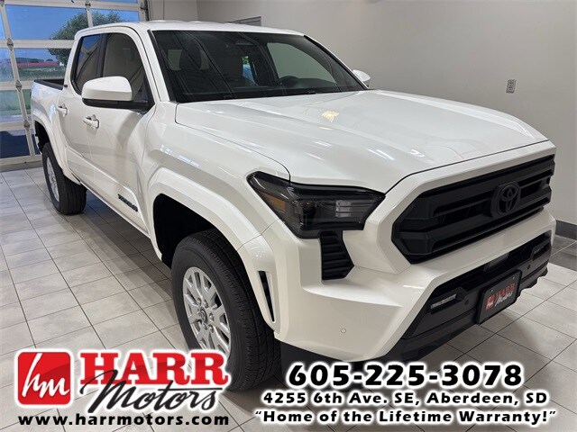 2025 Toyota Tacoma SR5 photo 4