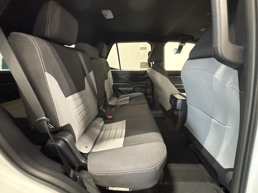 2026 Toyota 4Runner TRD Off-Road - Photo 21