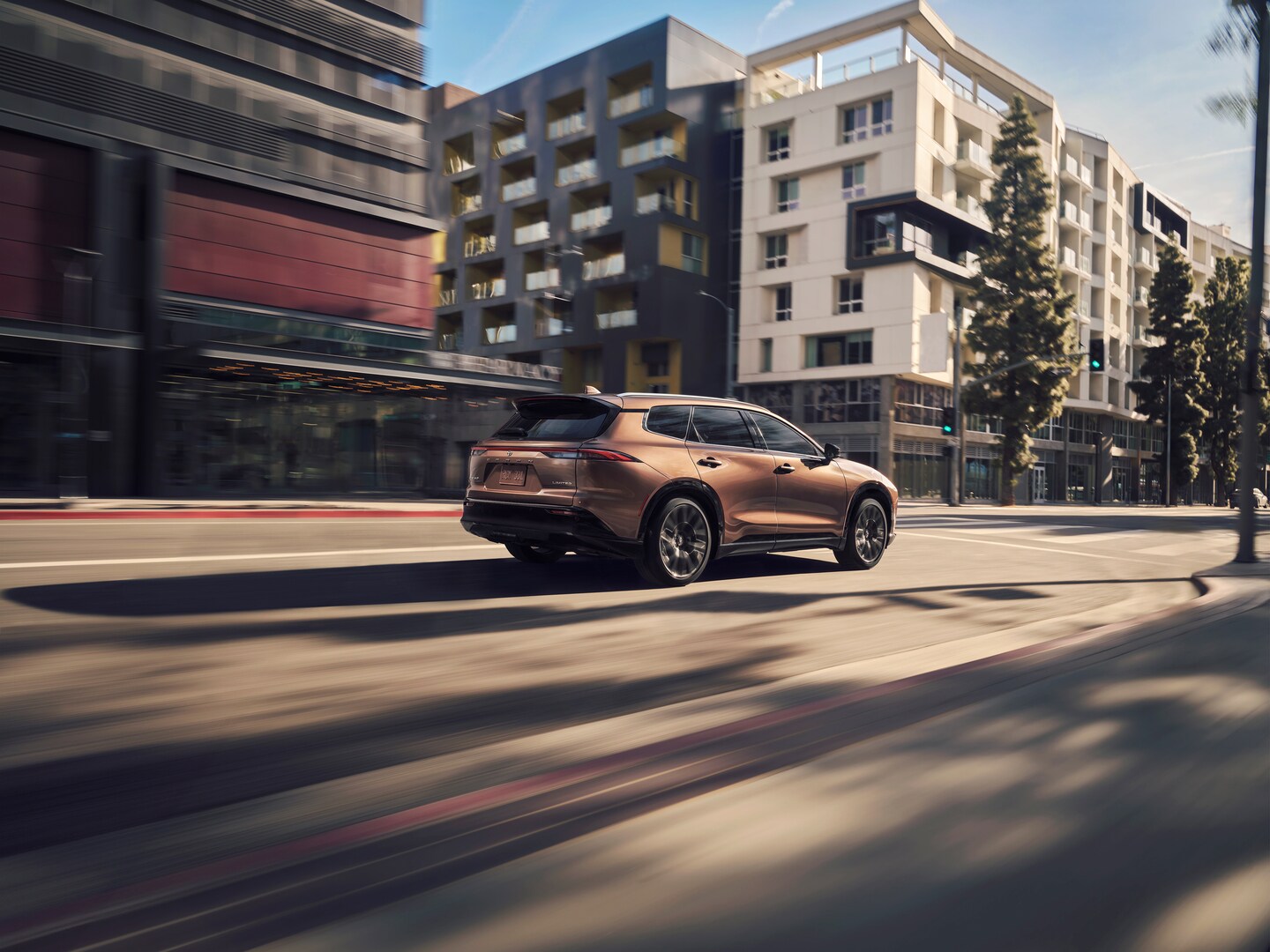  Toyota Crown Signia interior