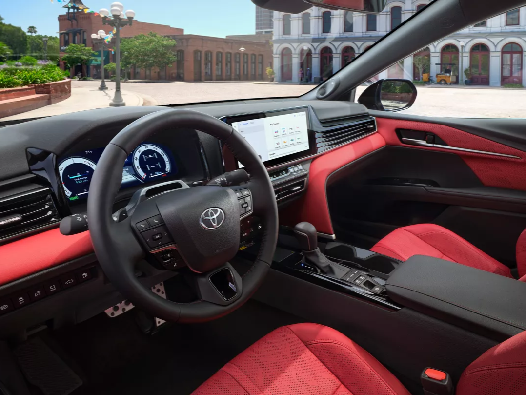  Toyota Camry interior