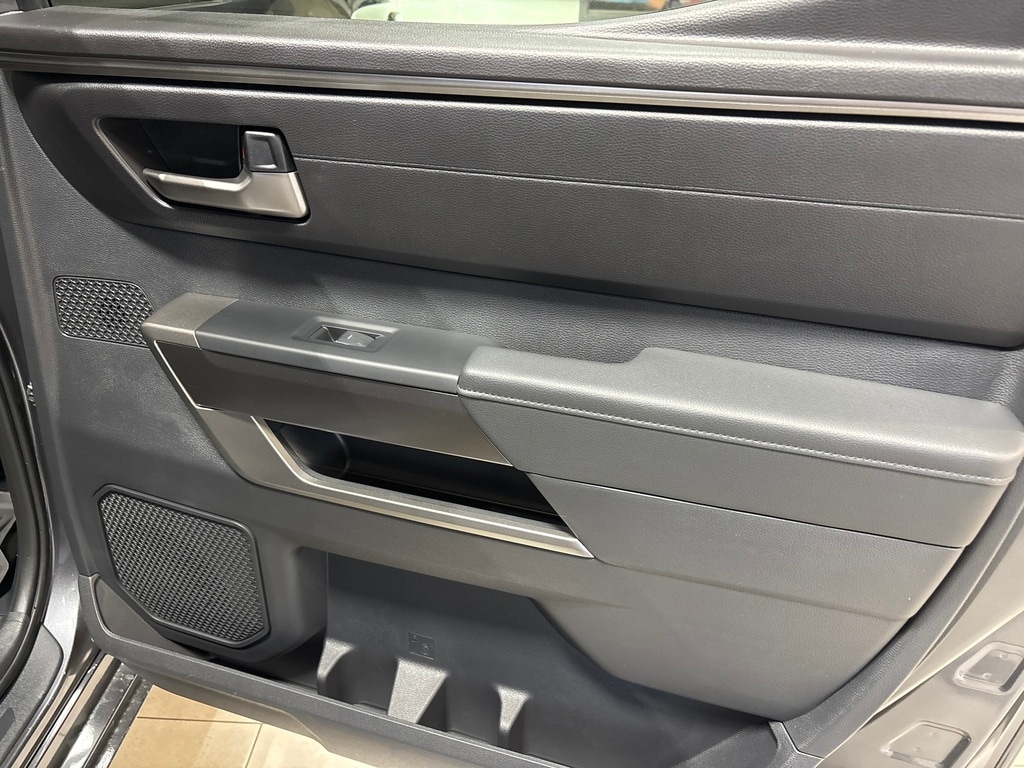2026 Toyota Tundra SR5 - Photo 20