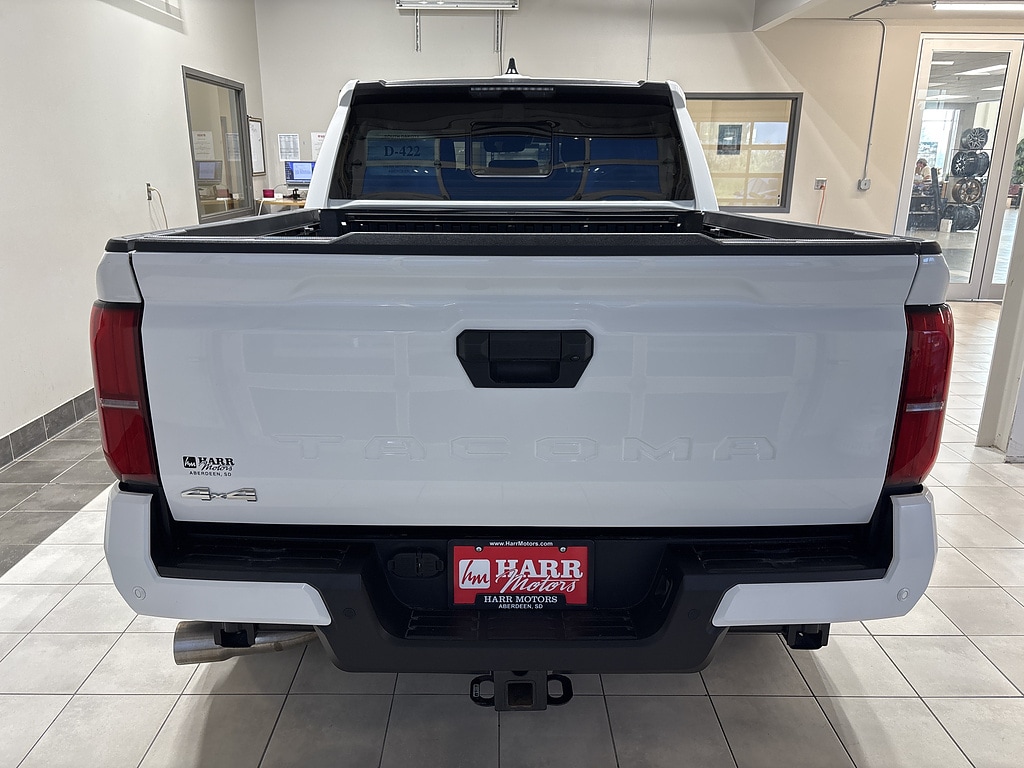 Used 2025 Toyota Tacoma 4WD SR5 Truck