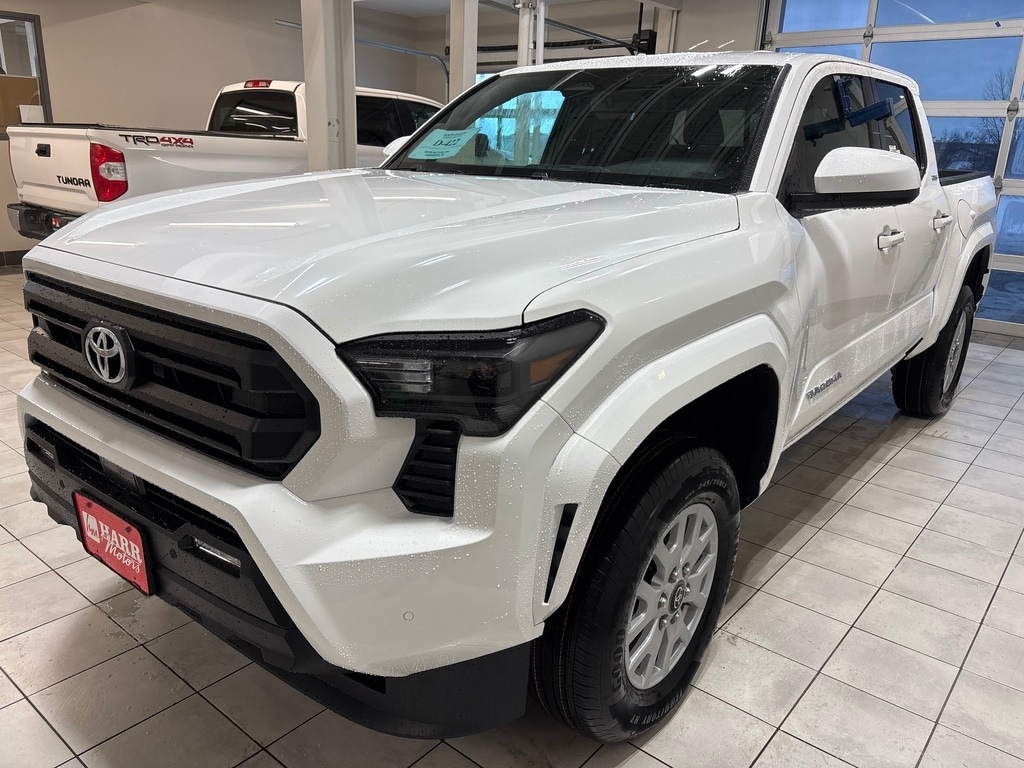 2026 Toyota Tacoma SR5's photo