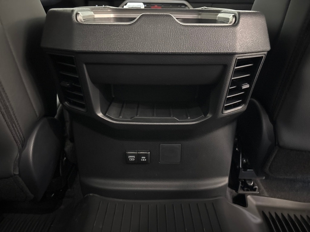 2026 Toyota Tundra SR5 - Photo 25