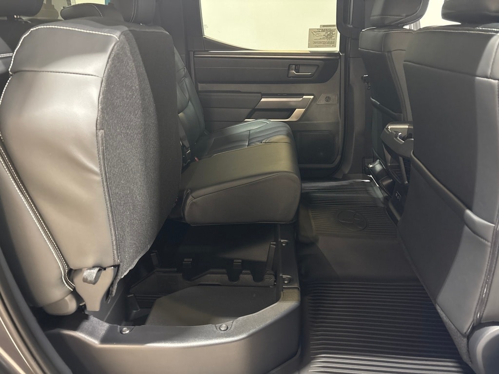 2026 Toyota Tundra SR5 - Photo 22