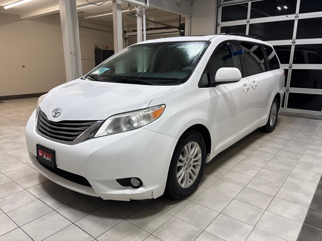 2013 Toyota Sienna XLE