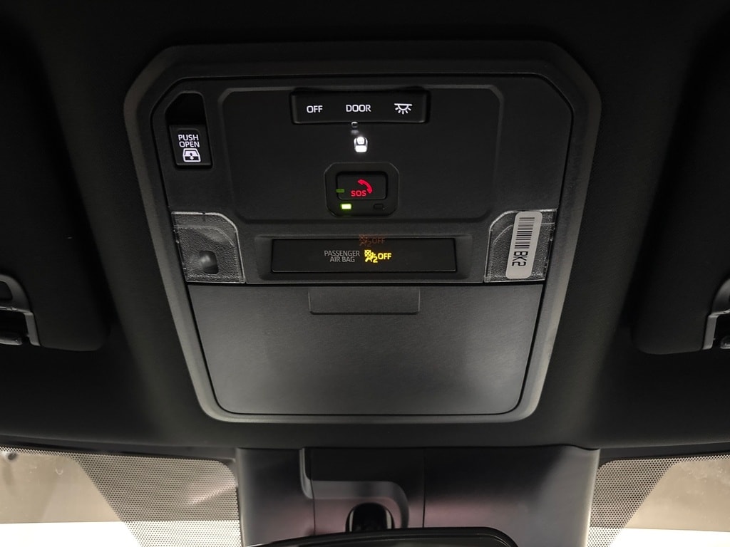 2026 Toyota Tundra SR5 - Photo 15