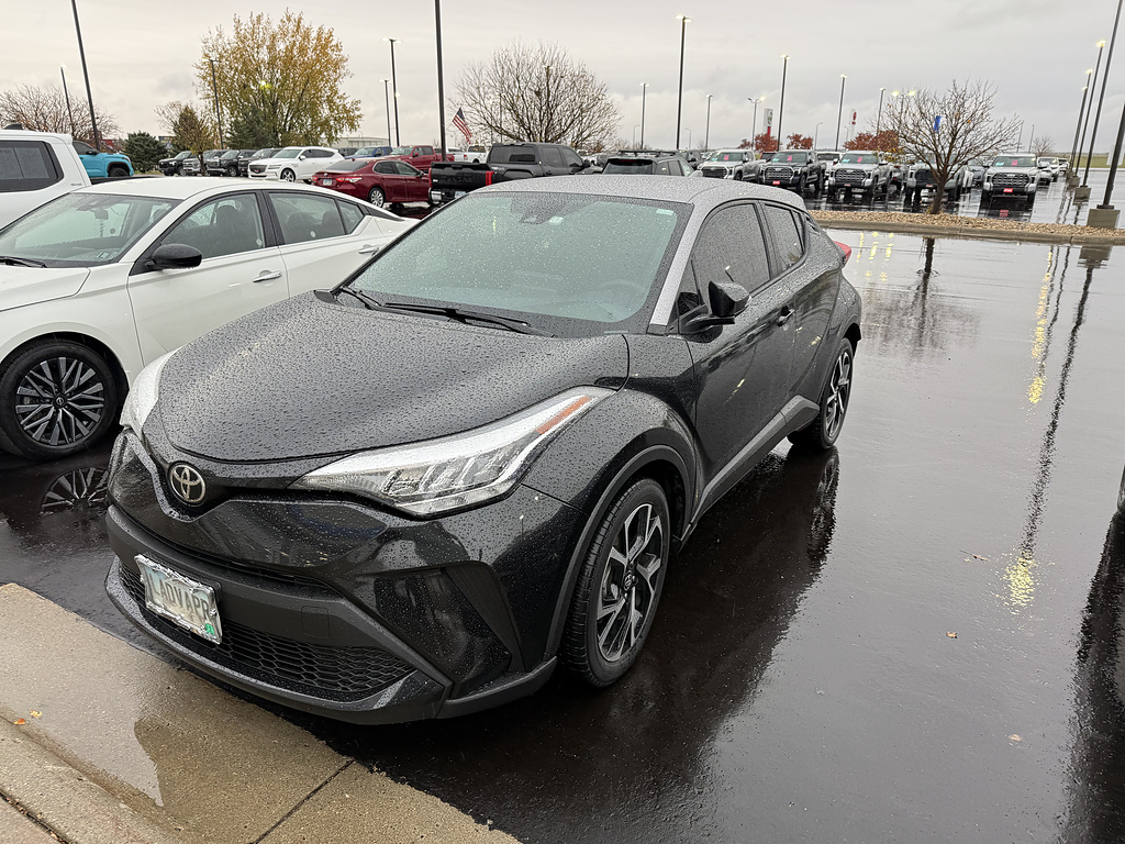 Used 2020 Toyota C-HR XLE Car