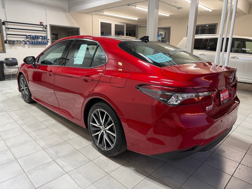 2023 Toyota Camry XLE photo 2