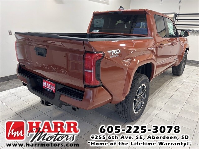2025 Toyota Tacoma TRD Sport photo 4