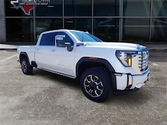 2025 GMC Sierra 2500 HD Denali Truck Crew Cab