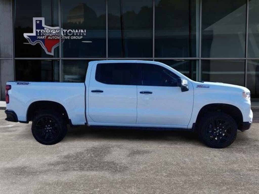 Used 2024 Chevrolet Silverado 1500 LT Trail Boss Crew Cab