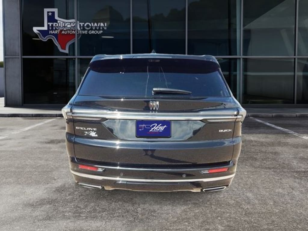 Used 2025 Buick Enclave Avenir SUV