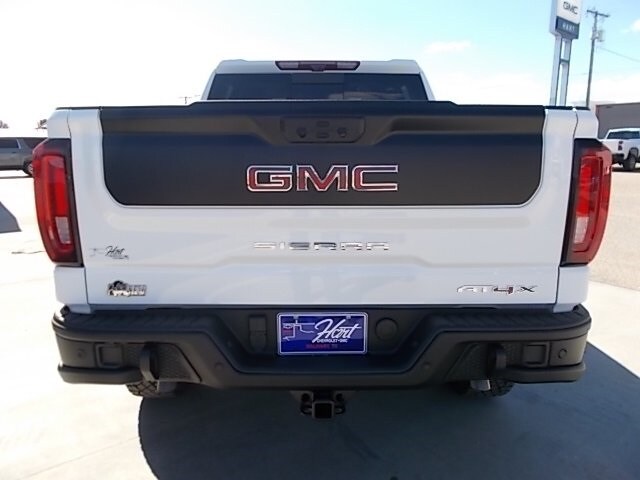 2024 Gmc Sierra 1500 AT4X photo 3