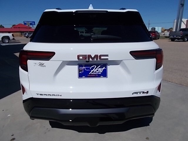 2026 Gmc Terrain AT4 photo 3