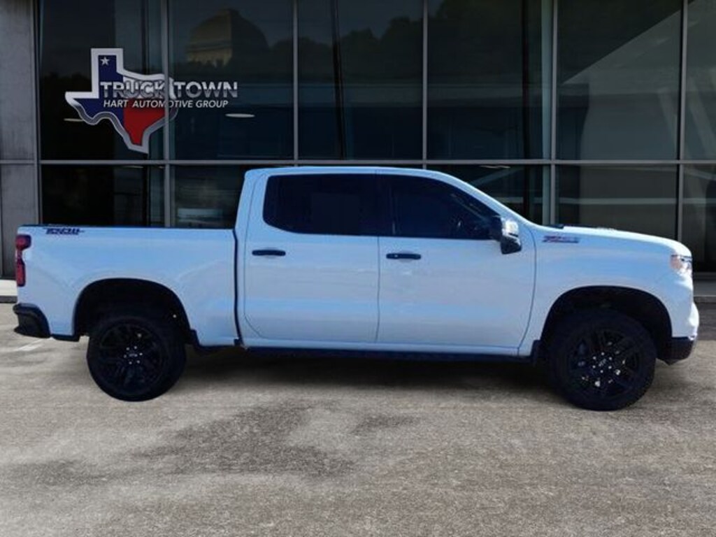 Used 2024 Chevrolet Silverado 1500 LT Trail Boss Truck Crew Cab