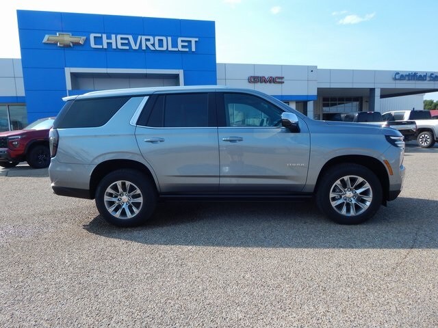 2025 Chevrolet Tahoe Premier photo 2