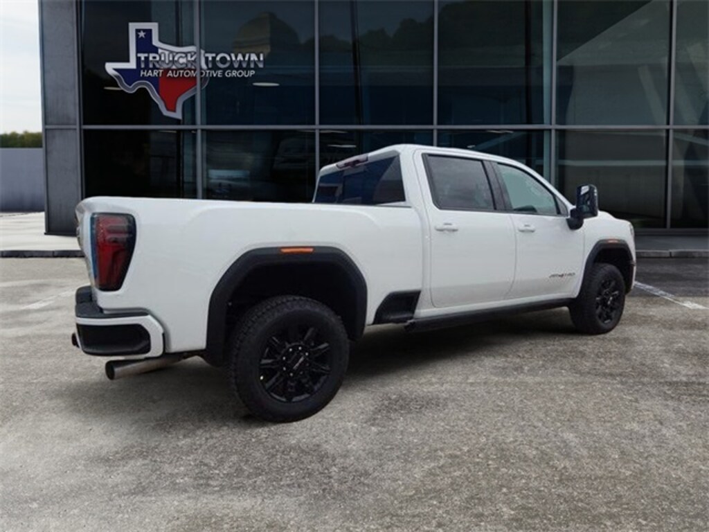 New 2026 GMC Sierra 3500 HD AT4 Truck Crew Cab