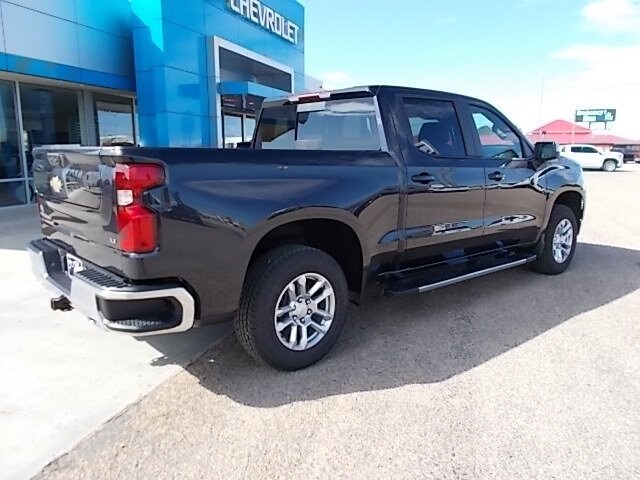 2024 Chevrolet Silverado 1500 LT photo 2