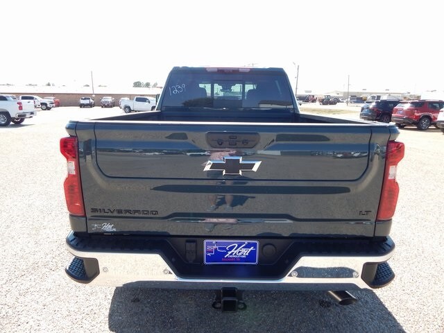 2026 Chevrolet Silverado 2500HD LT photo 4