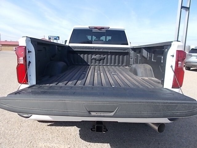 2025 Chevrolet Silverado 3500HD High Country photo 4